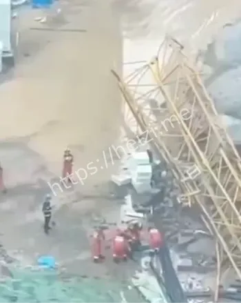 成都塔吊坍塌事故5人死亡