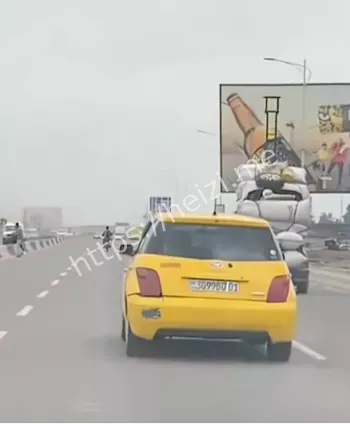 蓝战非南非绑架事件