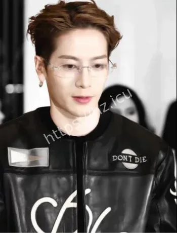 王嘉尔上海夜店蹦迪旧照